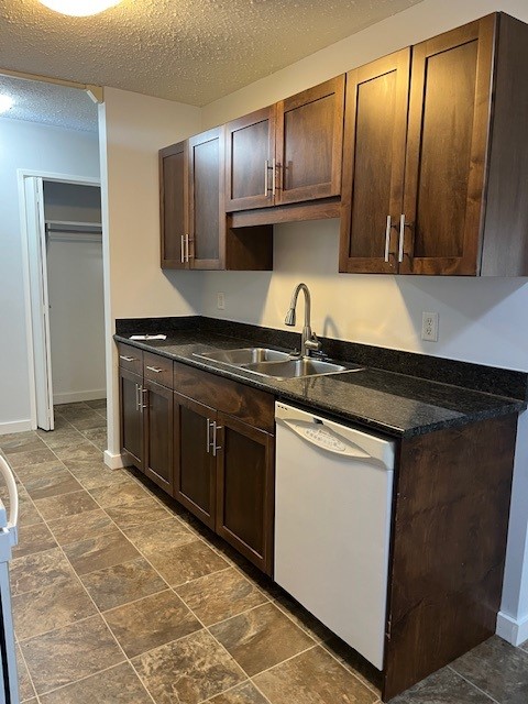 🌟 Bright & Spacious 2-Bedroom Condo