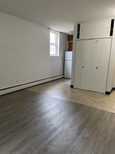 Bachelor Suite with Free Laundry in the Perfect Location