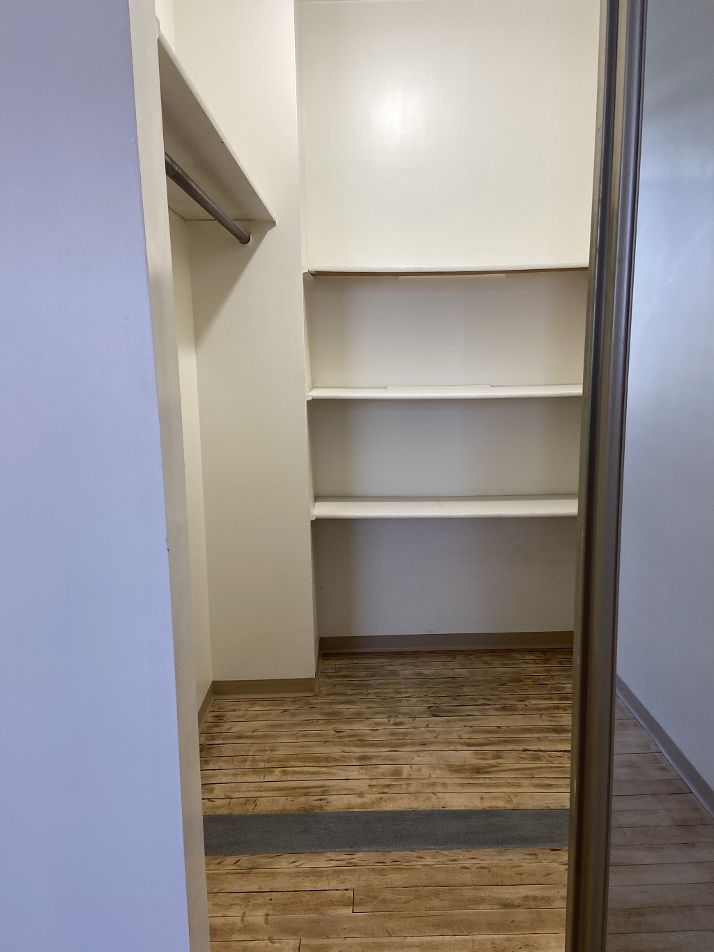 Smaller 1 Bedroom Rental Downtown