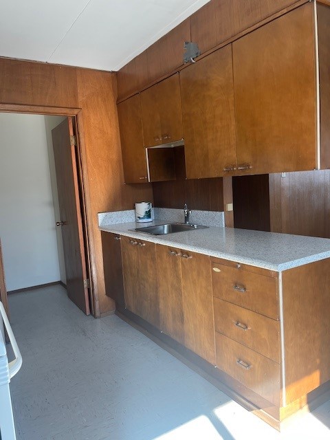 2315 7th st E Bright and Spacious 1 Bedroom