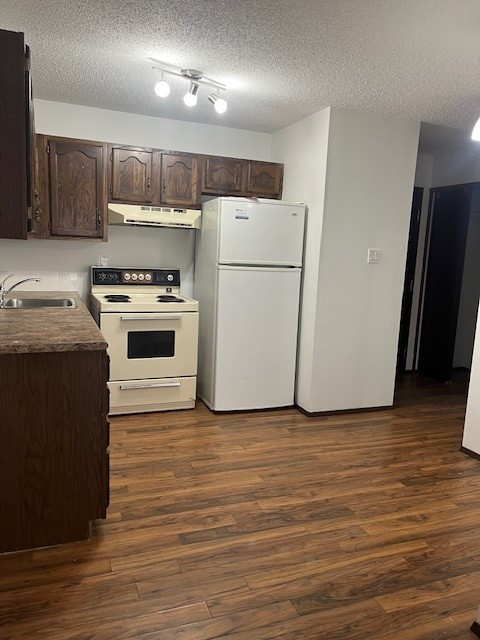 Affordable 1 Bedroom in a Quiet Building