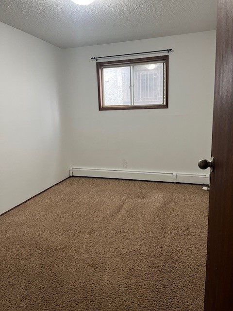 Affordable 1 Bedroom in a Quiet Building