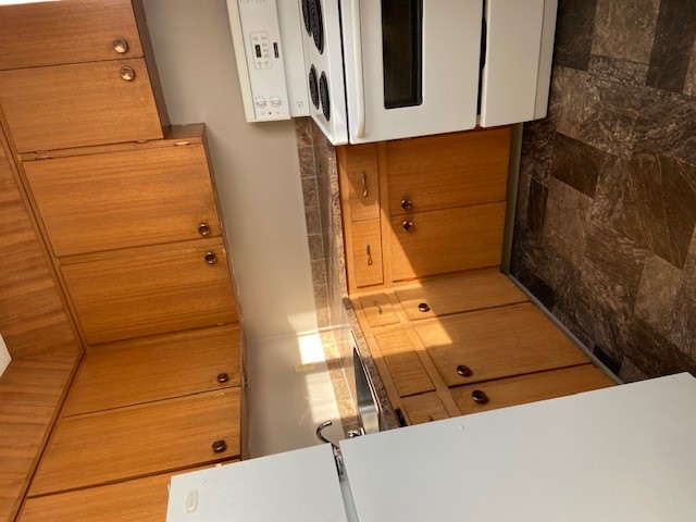 1314 College DR 1 Bedroom full Suite to Rent 