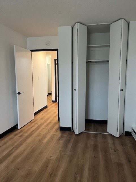 Newly Renovated 2-Bedroom Suite