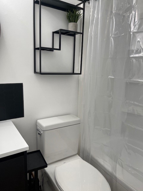 Newly Renovated 2-Bedroom Suite