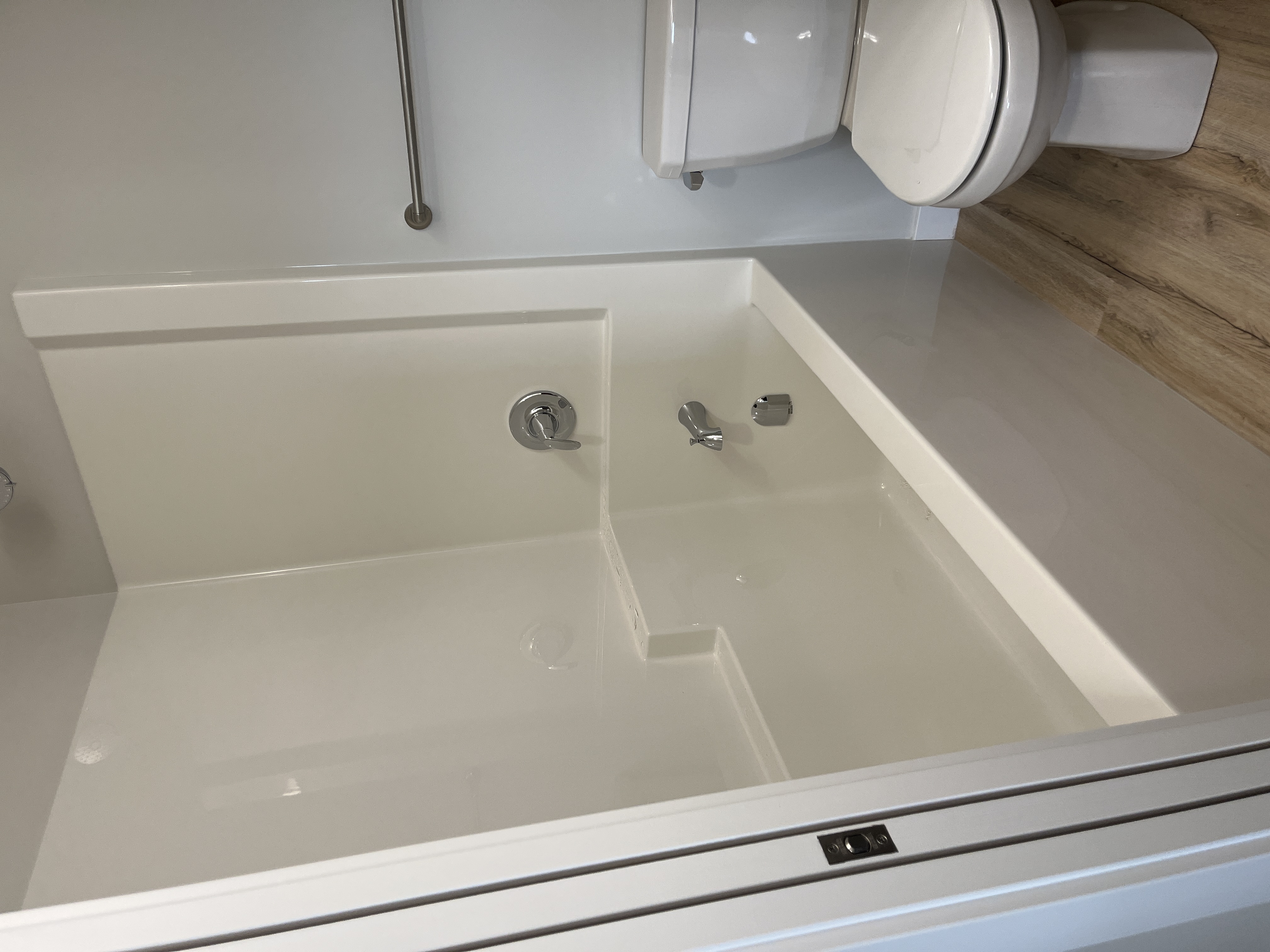 Brand New Brighton Rentals 3 Bed and 2 Full Bathroom 