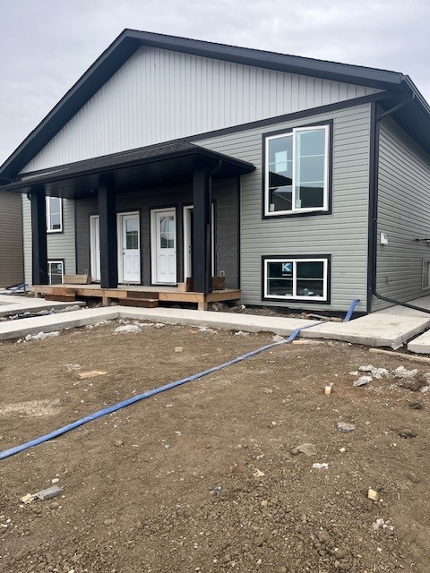 Brand New Brighton Rentals 3 Bed and 2 Full Bathroom 